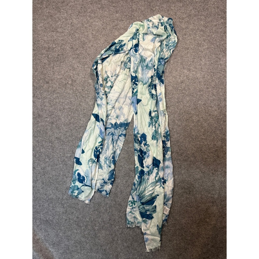 Liz Claiborne Floral Scarf One Size Blue White Rayon Lightweight Fringed Wrap